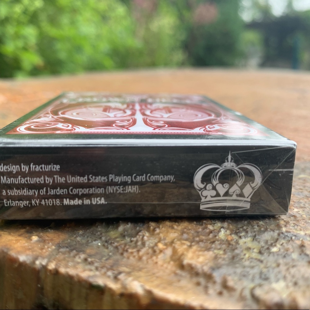 Crown Red v1 Playing Cards - Picture 2 of 4